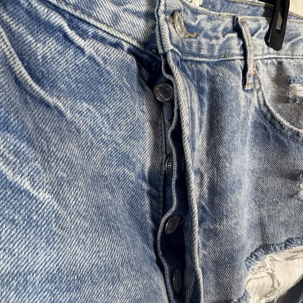 We The Free Shorts Womens 31 Blue Mid Rise Denim Distressed Cut Off Free People - Picture 3 of 6